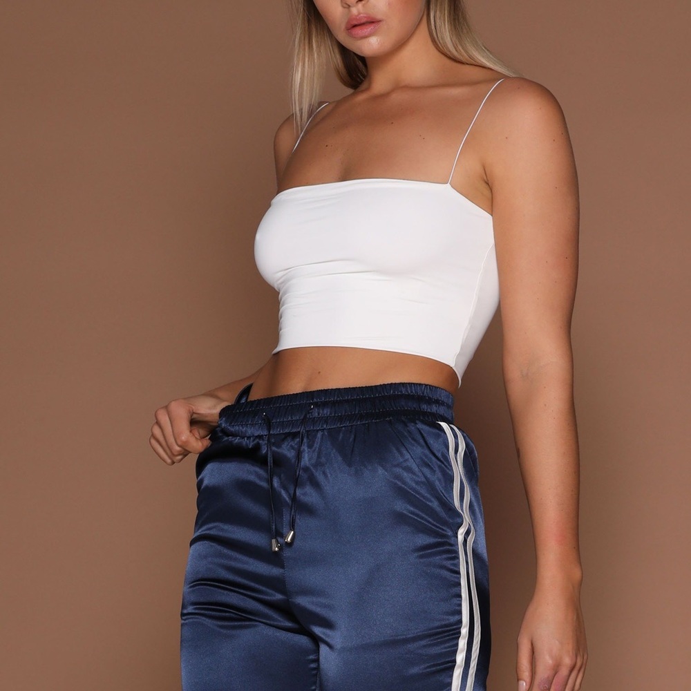 Meshki Yvonne crop top